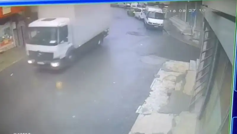 Sahte Polislerden 1,7 Milyon Liralık Gasp: "Şaka Yapacaktık" Açıklaması Şaşırttı