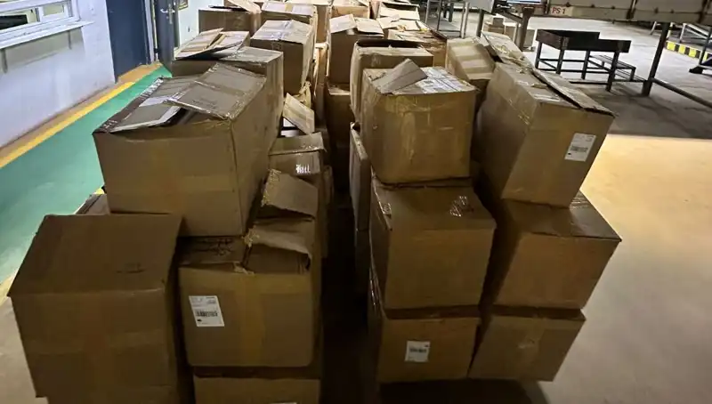 Kargo Şirketinin Deposunda Yaklaşık 1 Ton Kaçak Tütün Ele Geçirildi