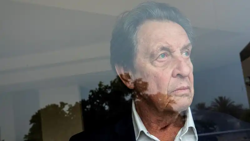 Elon Musk’ın Babasından Şok Açıklamalar: Cinayet İtirafları ve Kızının Geleceği