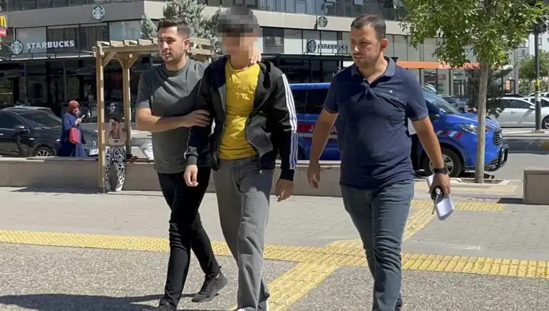 Tartışma Korkunç Bir Sonuçla Bitti: Ağabey Bıçaklandı