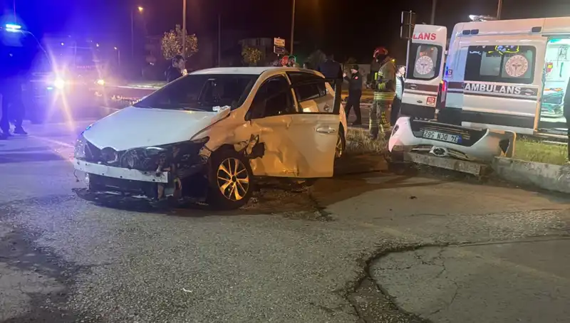 Pikap ile Otomobil Çarpıştı: Kaza Detayları ve Sonrası