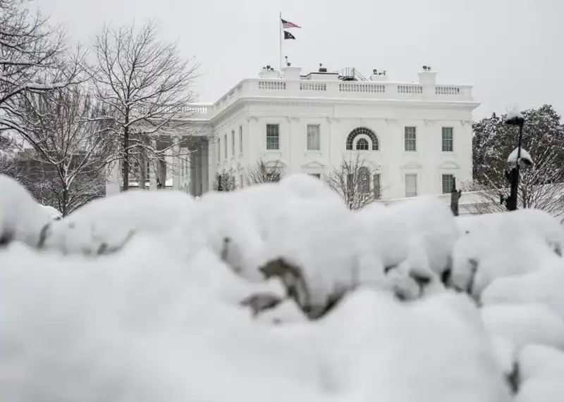 ABD’de Kışın En Şiddetli Kar Fırtınası: Washington’da Acil Durum İlanı