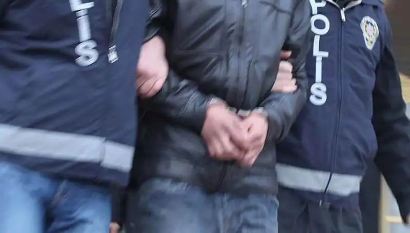 Konya'da Geniş Kapsamlı Dolandırıcılık Operasyonu: 13 Kişi Tutuklandı