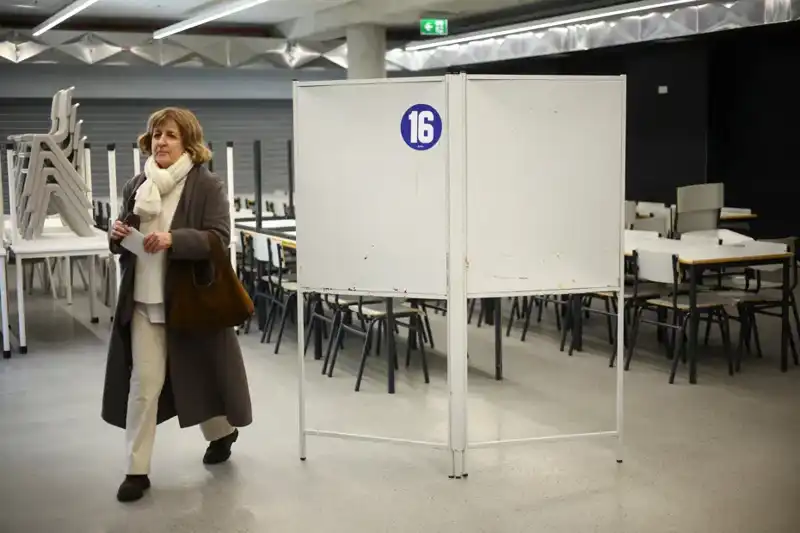 Portekiz Cumhurbaşkanlığı Seçiminde İkinci Tur Heyecanı: Seçmenlerin Karar Anı Geldi