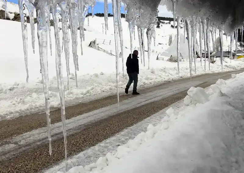 Dondurucu Soğuk Sıcaklığı Eksi 26'ya Düşürdü: Kışın Zorlu Yüzü