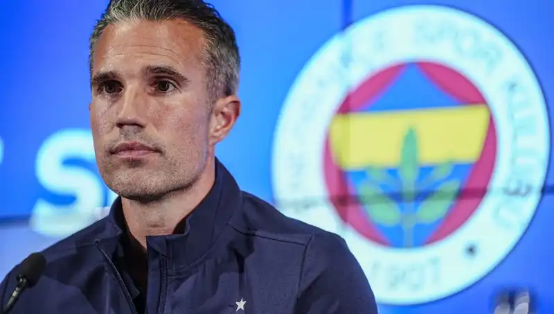 Fenerbahçe ile Maç Sonrası Robin van Persie'nin Tur Şansını Yüzdeyle Açıkladı