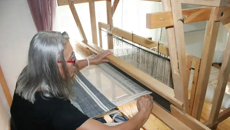 Eski Giysilerden Yenilik: İplanan Eşyalarda Sadece Moda Değil, Zeka Var!