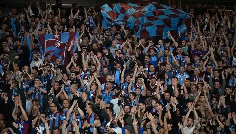 Trabzonspor ve Galatasaray Maçının Biletleri Satışa Çıkıyor!