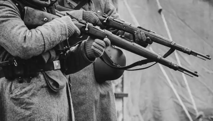 İngiliz İstihbarat Şefinin Ailesindeki Şok Gerçek: Nazi Casusu!