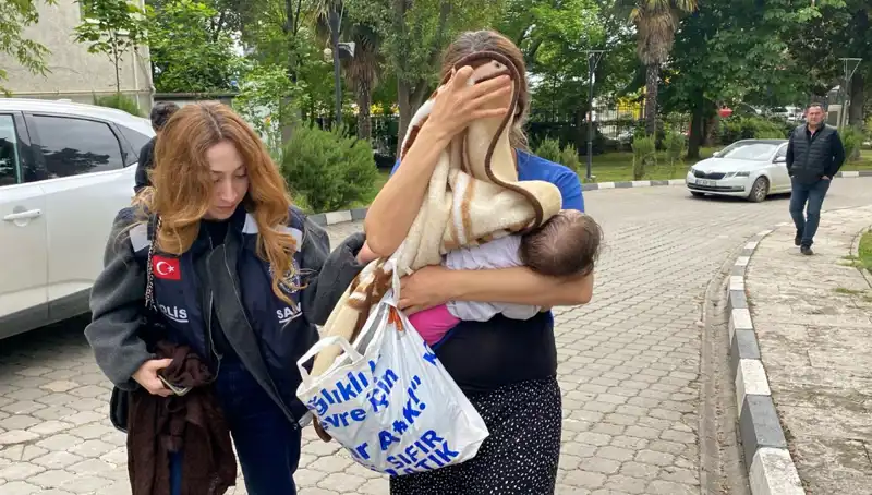 Evlerden Hırsızlık Yapan Kadın Yakalandı: Olayın Detayları Şaşkınlık Yarattı