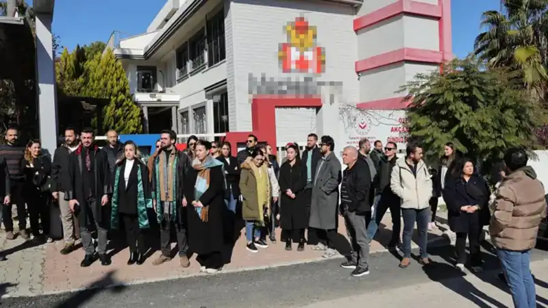 Karne Günü Velileri Şaşırttı: Öğretmenler Duygusal Anlar Yaşadı