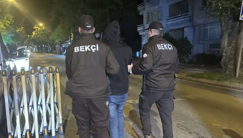 Edirne'de Şaşırtan Gelişme: 4 Düzensiz Göçmen Yakalandı!