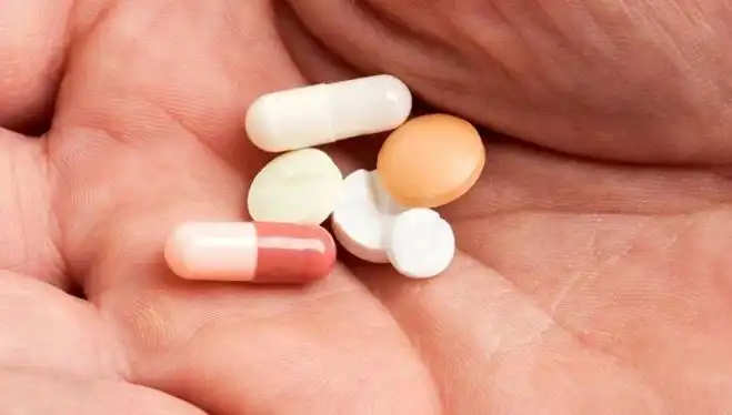 Reçetesiz İlaç Kullanımında Dikkat Edilmesi Gereken Tehlikeler